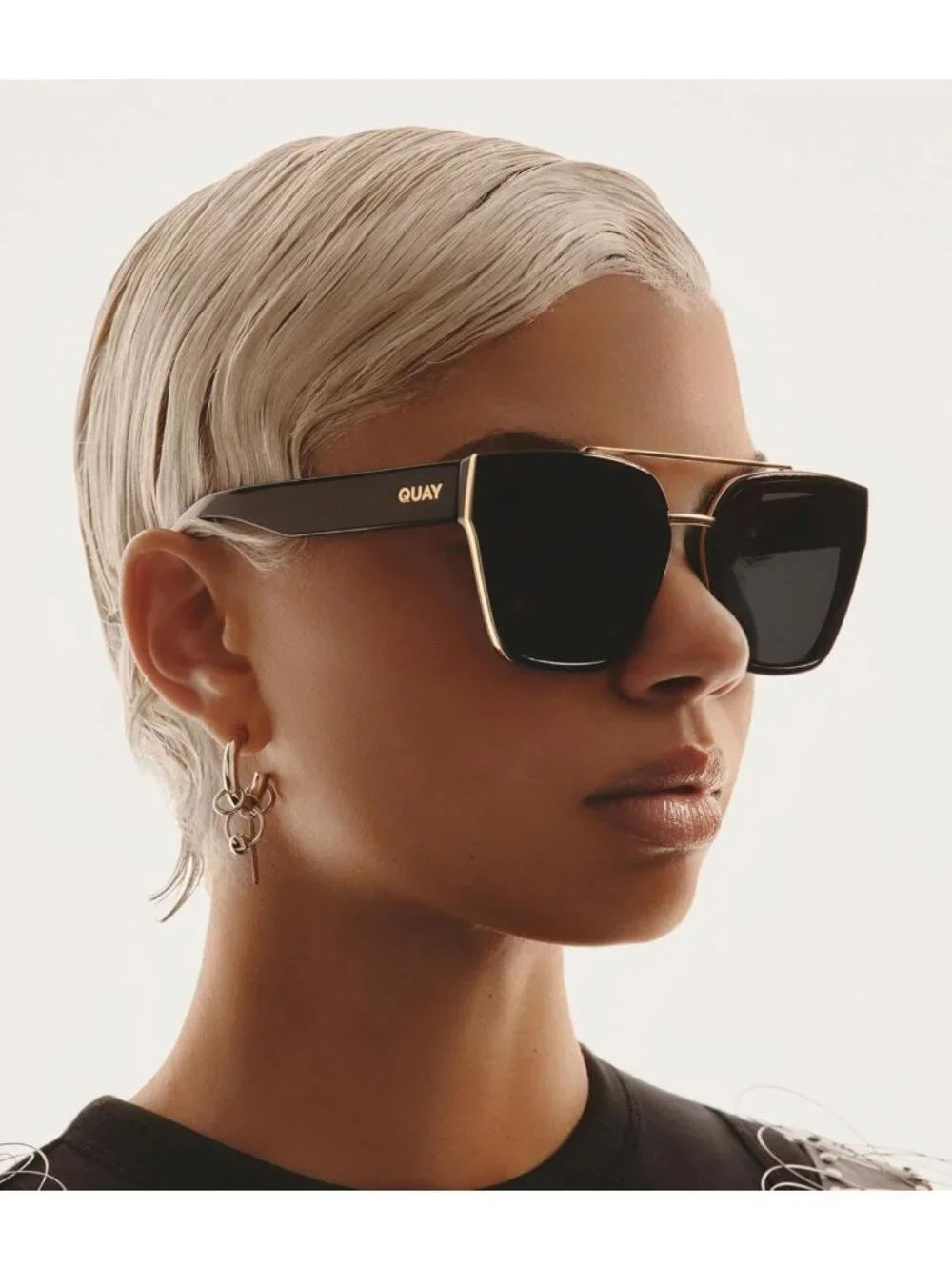 Oversized Square Women's Sunglasses with UV Protection - Trendy Shades for